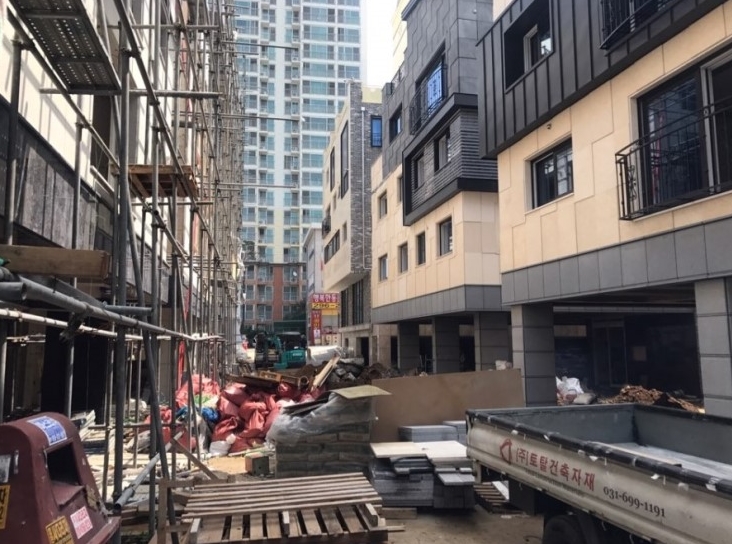 3530891378_0nz9p7oK_5a24b0de0029bbfe5267b3647ef35dad41f31910.jpg 이미지크게보기